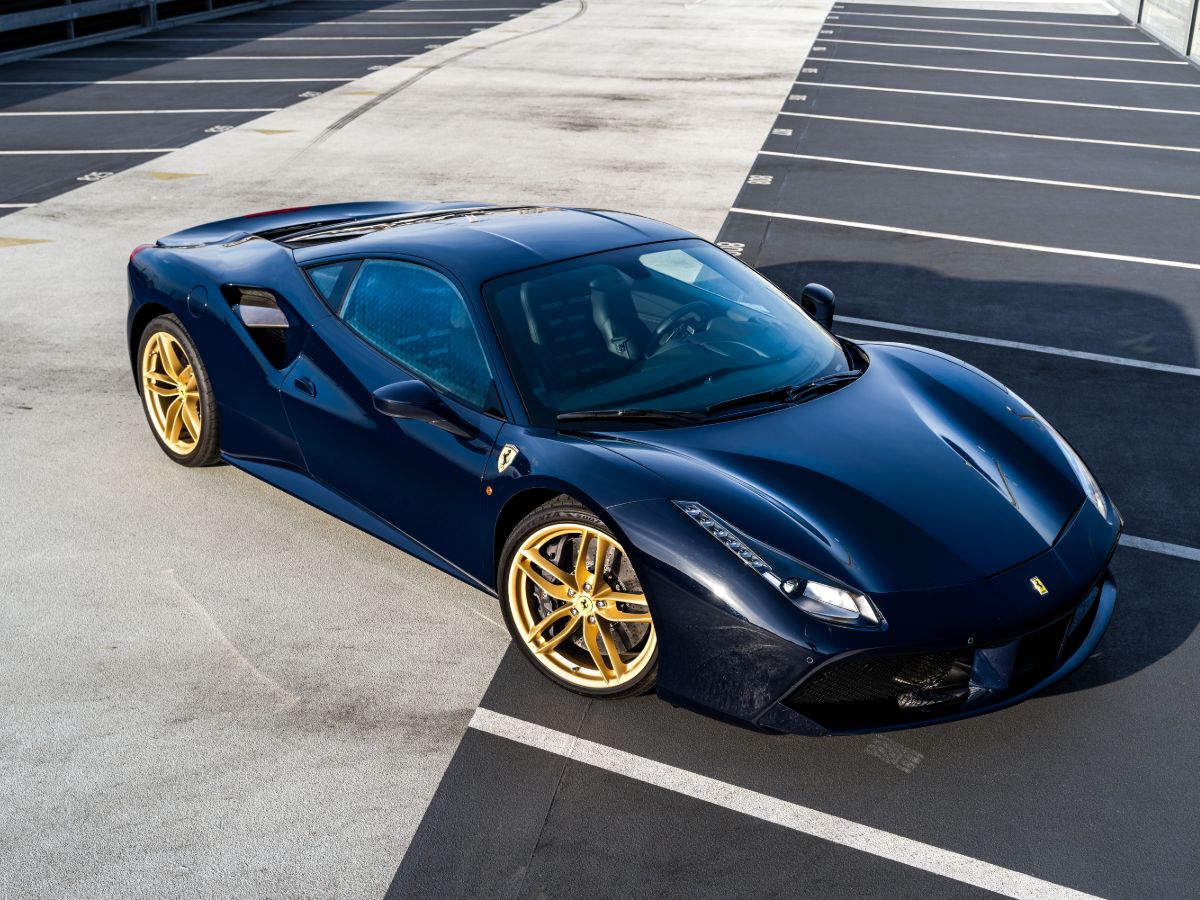 ferrari-488-gtb-fahrzeugakte-hs6gg7h-93-1200x900-32