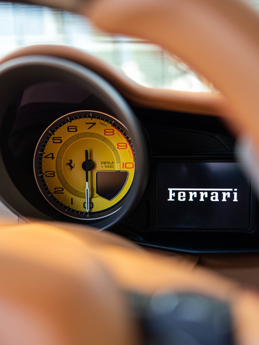 ferrari-488-gtb-fahrzeugakte-hs8r26-87-1200x900-20
