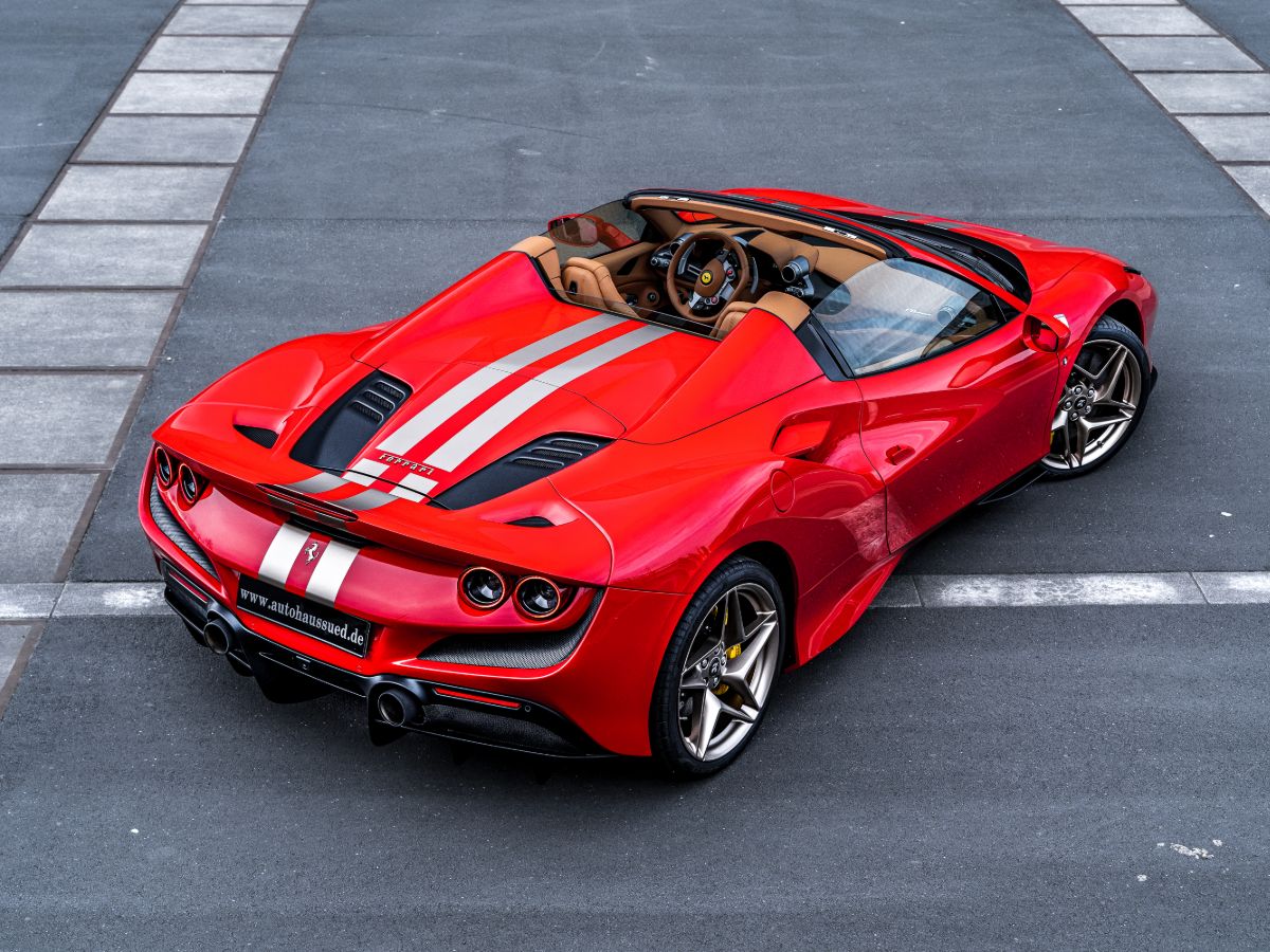 ferrari-f8-spider-fahrzeugakte-hs26n8-69-1200x900-29