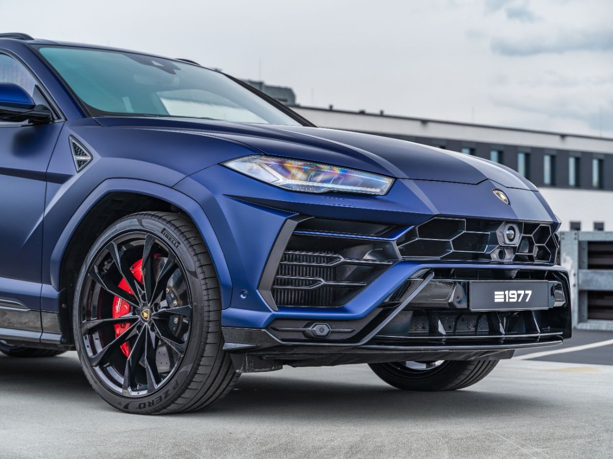 lamborghini-urus-fahrzeugakte-hs47p48-49-1200x900-16